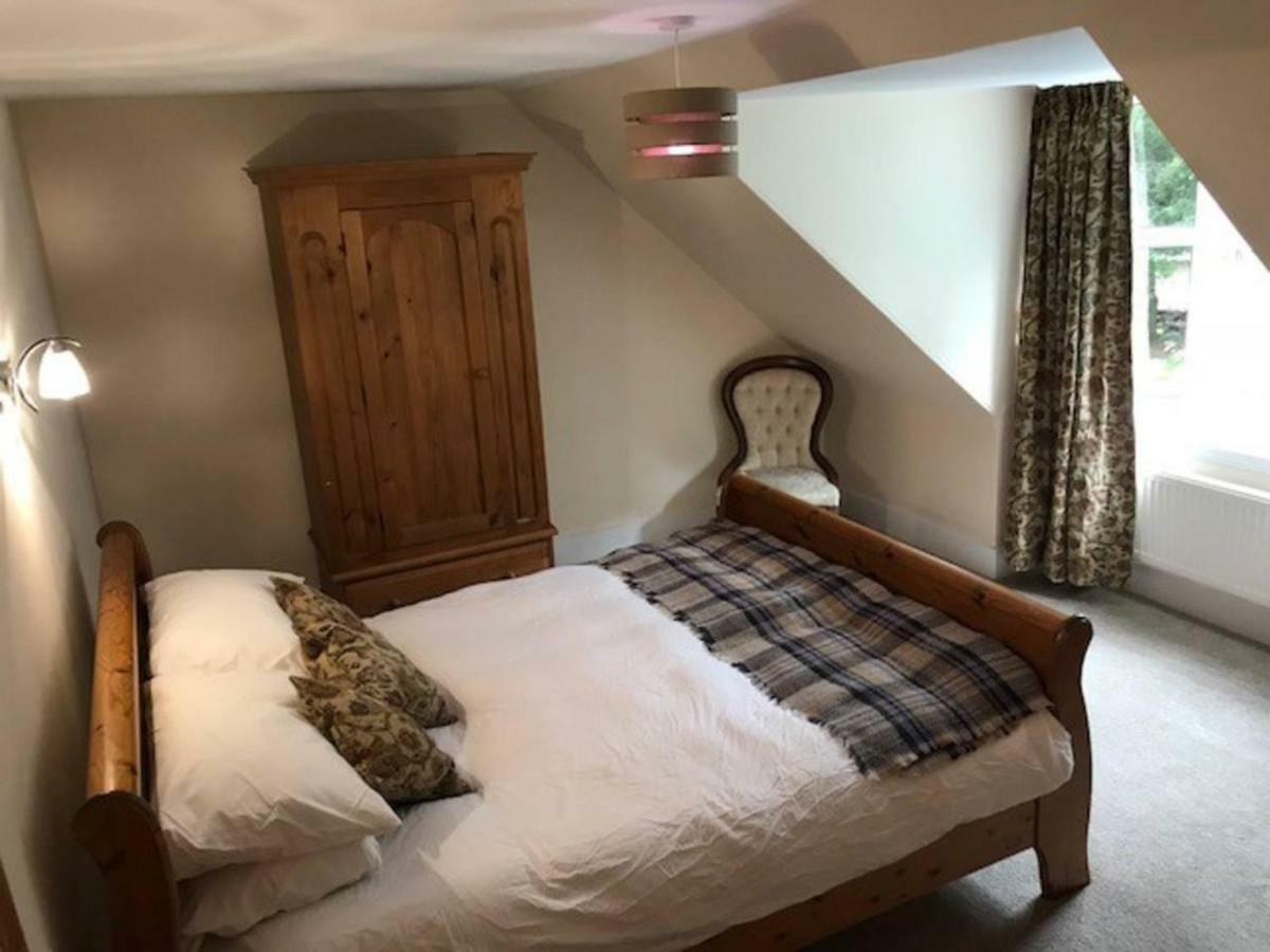 Traditional Family Home In Royal Deeside Aboyne Esterno foto